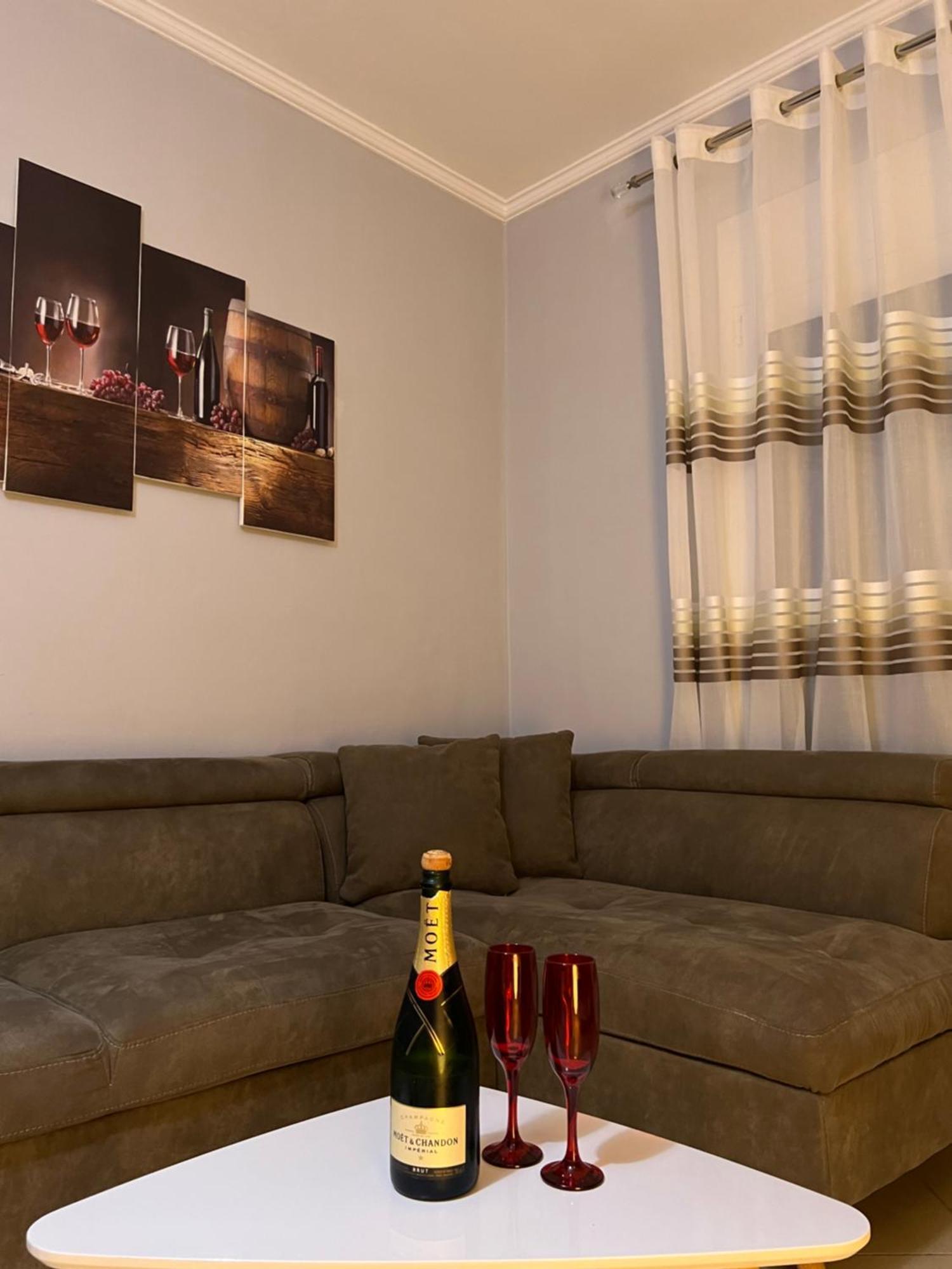 Sunset Apartments Lungomare Влёра Экстерьер фото