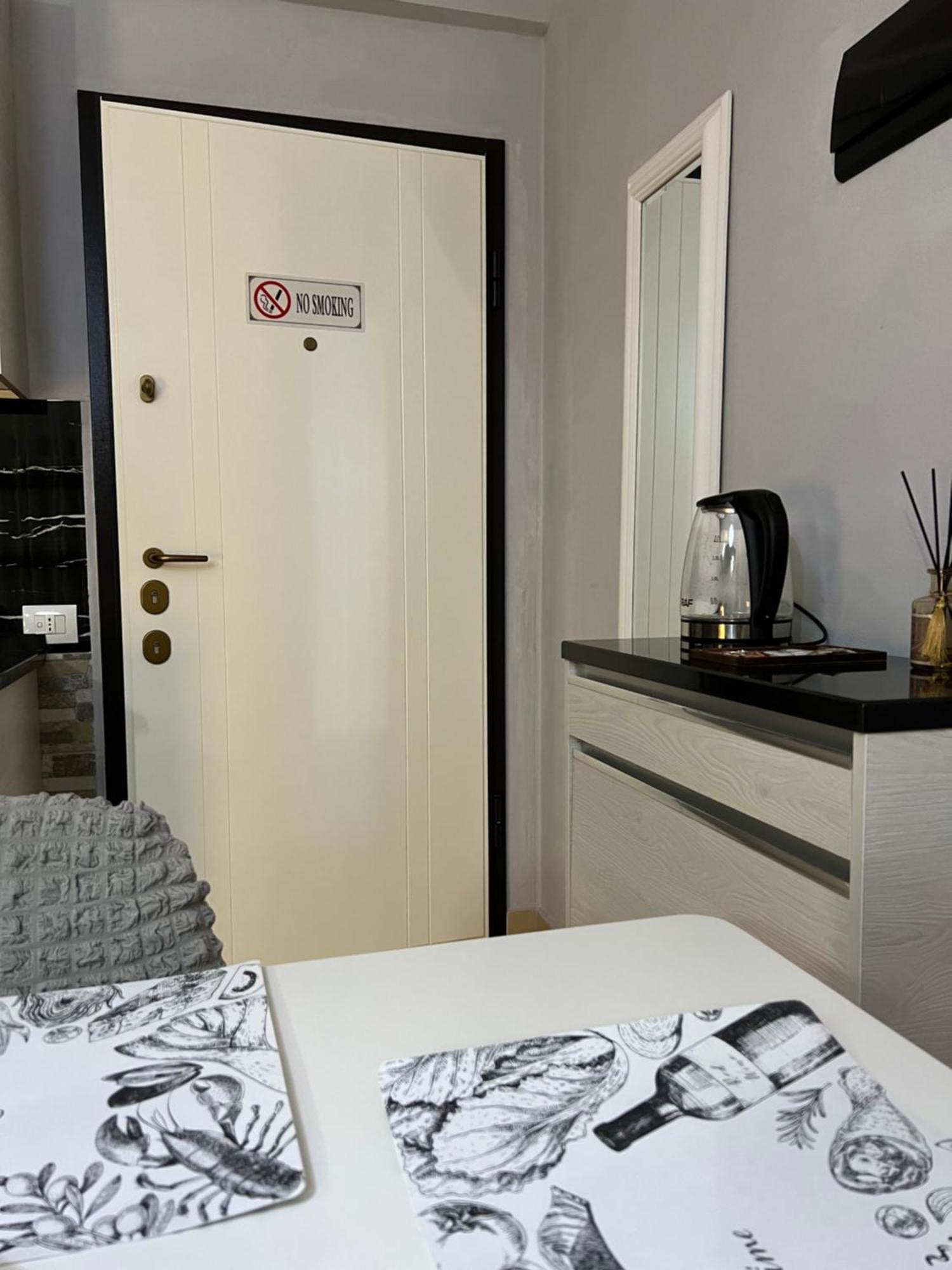 Sunset Apartments Lungomare Влёра Экстерьер фото